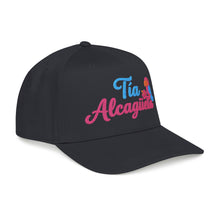 Load image into Gallery viewer, Gorra bordada "Tia Alcagüeta". ENVIO GRATIS