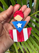 Load image into Gallery viewer, Muñecas Boricuas artesanales (Ornamentos)