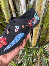 Load image into Gallery viewer, Tenis negras flamboyán PR