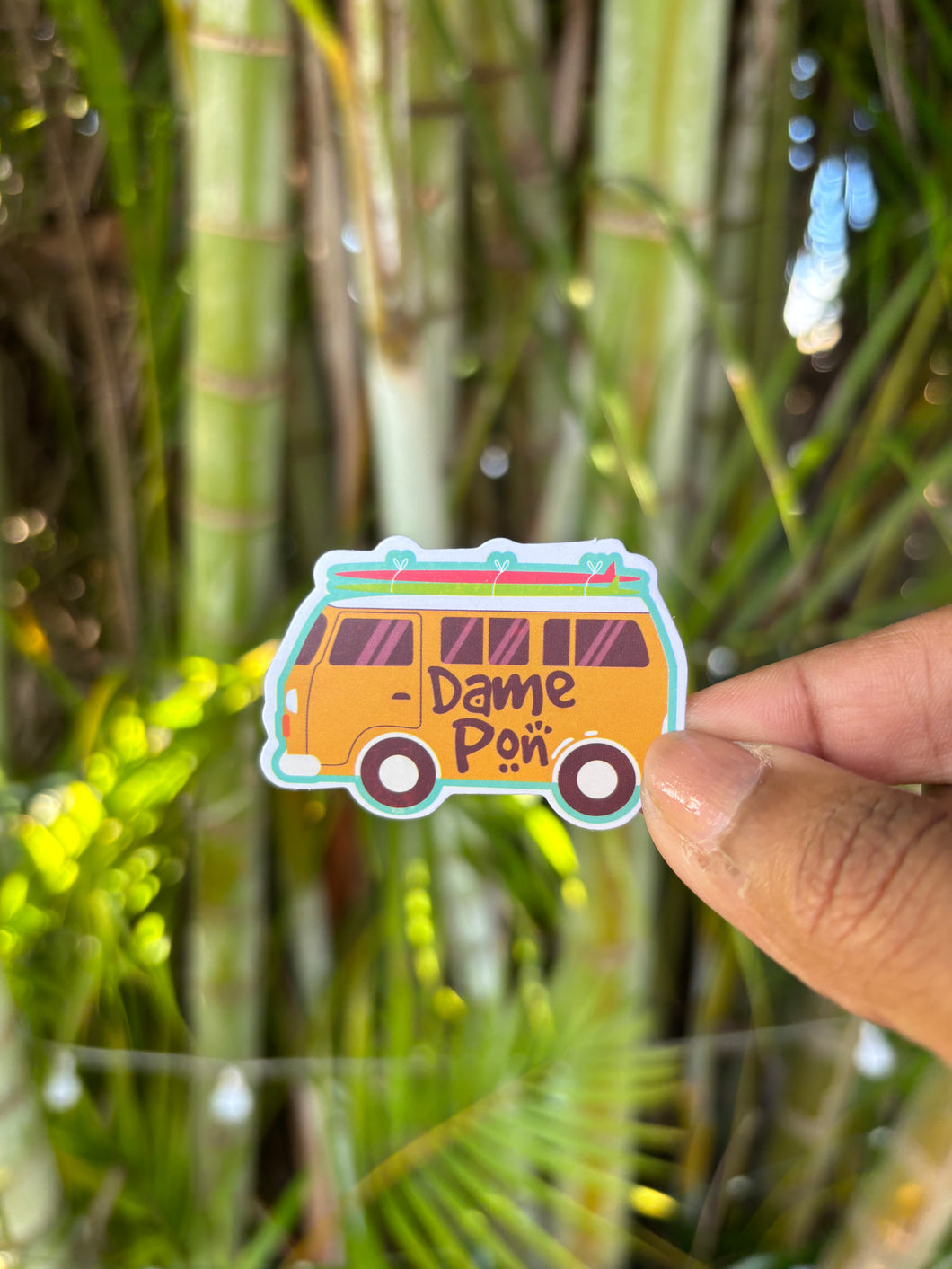 Sticker “Dame Pon”