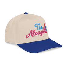 Load image into Gallery viewer, Gorra bordada "Tia Alcagüeta". ENVIO GRATIS

