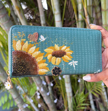 Load image into Gallery viewer, Wallet turquesa Girasol
