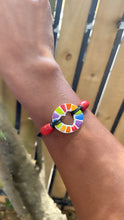 Load image into Gallery viewer, Pride Heart wheel bracelet
