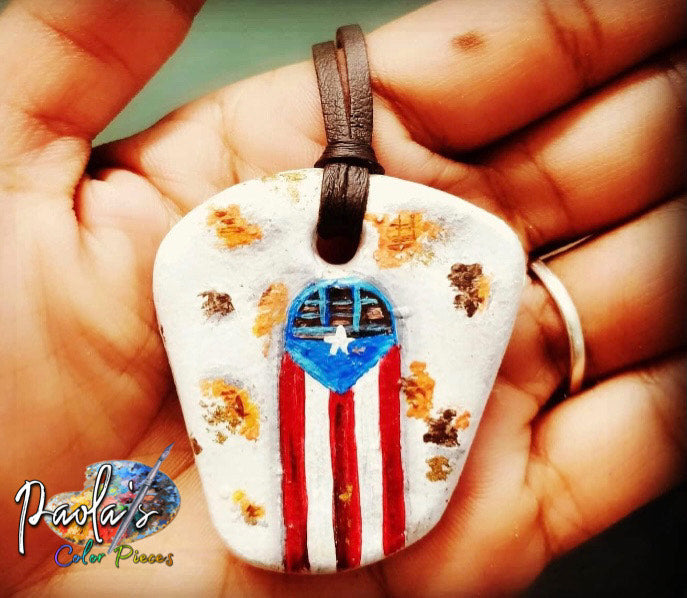 Puerta Bandera handpainted necklace 