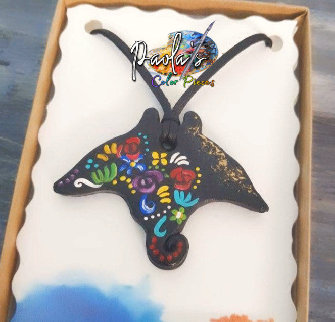 Stingray handpainted necklace 