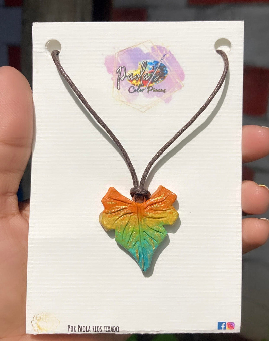 Tricolor leaf necklace