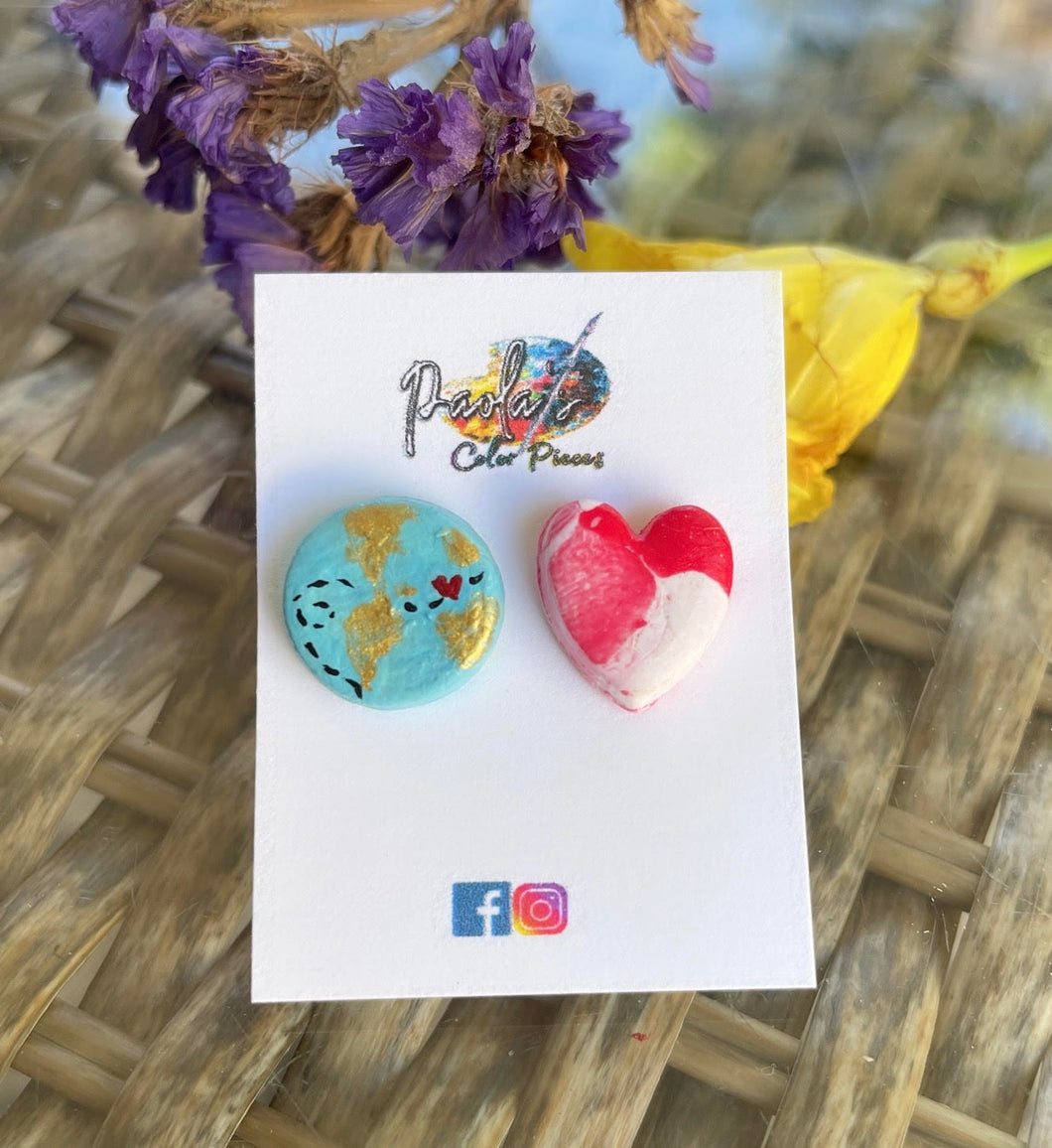 World and heart earrings studs