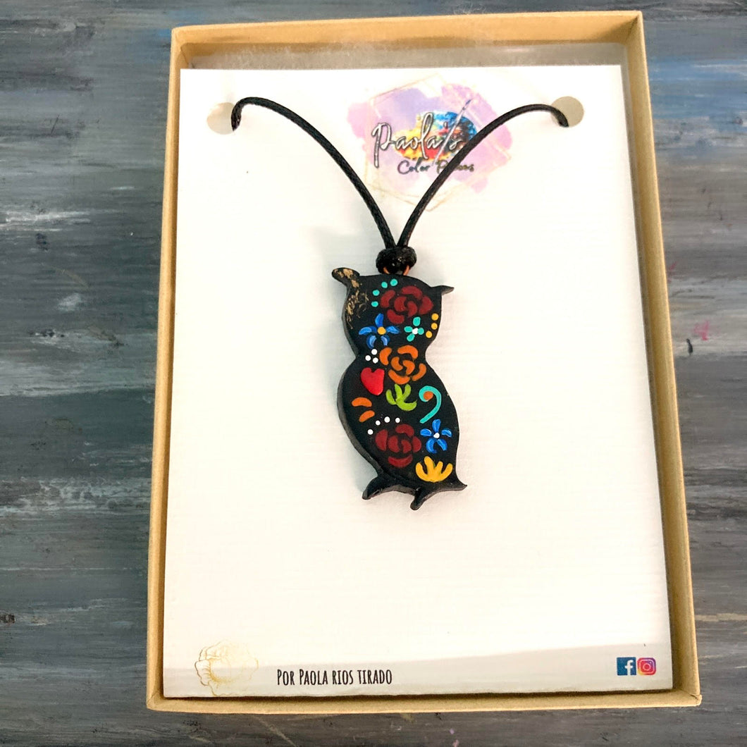 Black owl handpainted necklace 