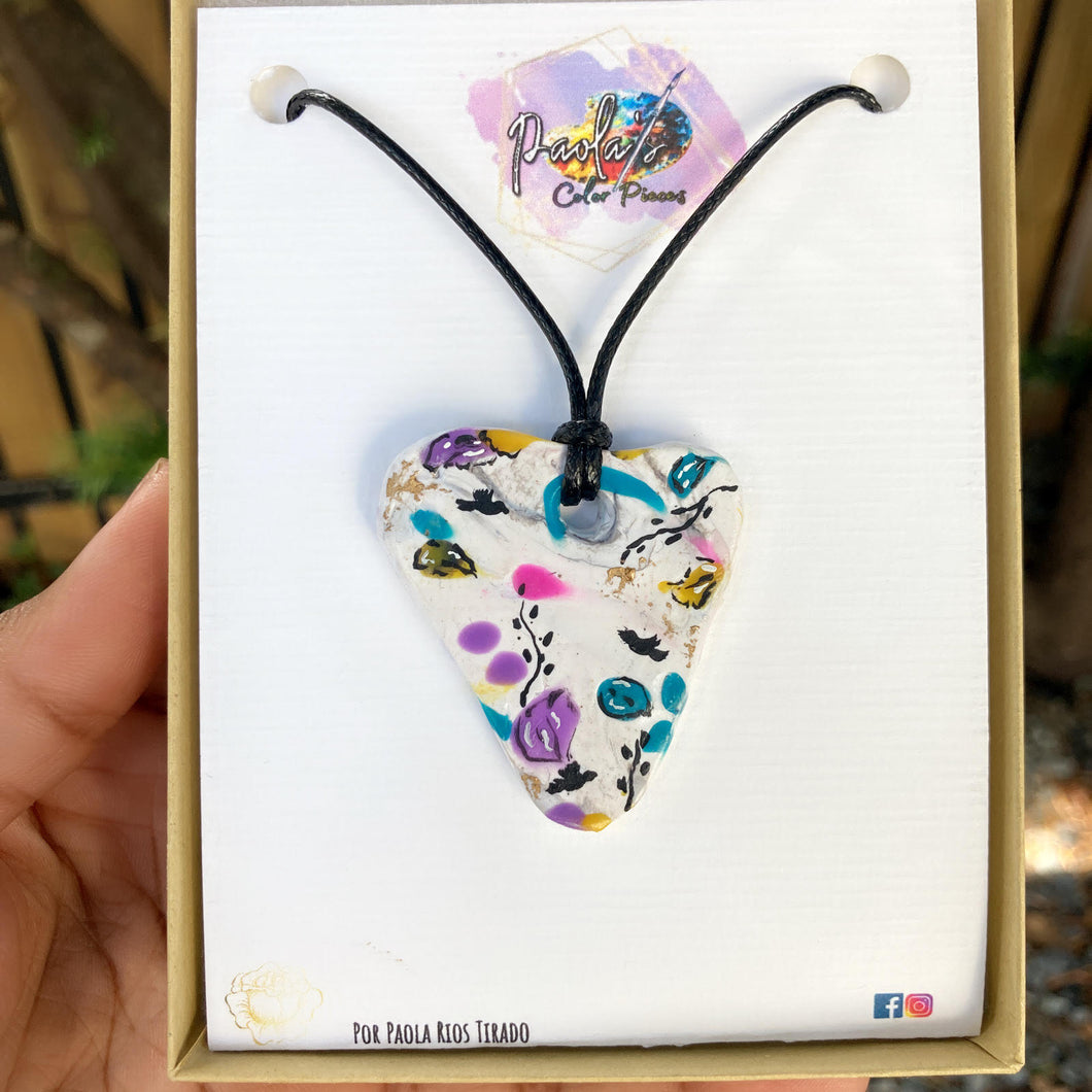 White floral heart necklace 